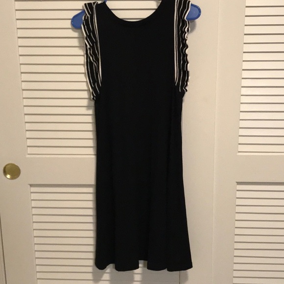 NWT Loft (outlet) black sleeveless dress w ruffles - small - Picture 6 of 7